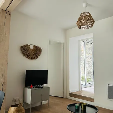 Le Patio : Appartement Chic 3 Chambres Au Coeur De Pau Extérieur photo